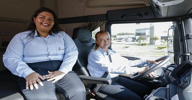 As mulheres no time de testes de caminhões e ônibus VW