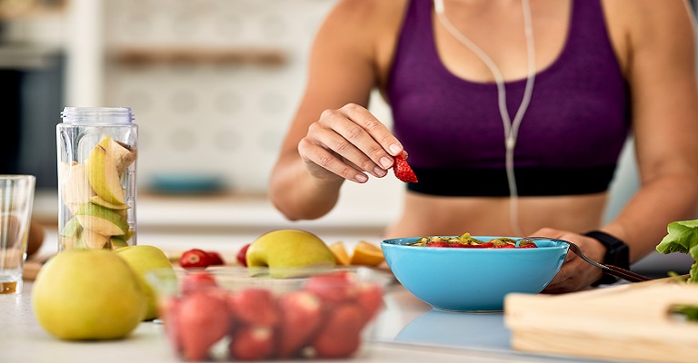 A importância das estratégias nutricionais específicas para cada esporte