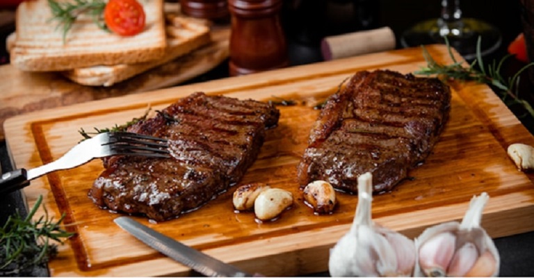 Os benefícios e riscos do consumo excessivo de carne vermelha