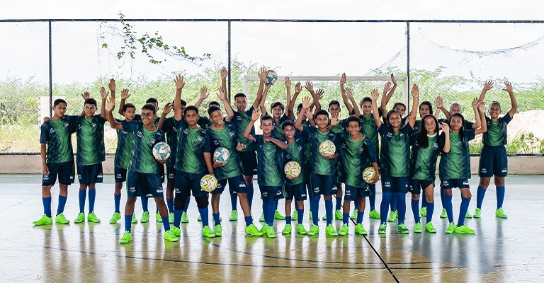 Como atividades físicas ajudam crianças a reduzir o tempo de tela