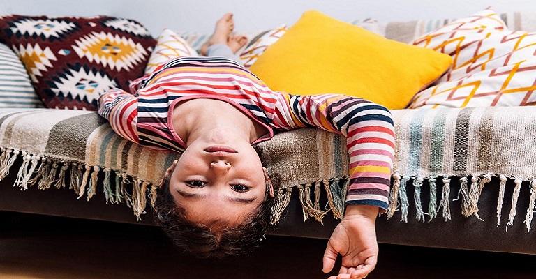 Tédio nas férias? Veja por que ele é importante para o desenvolvimento infantil