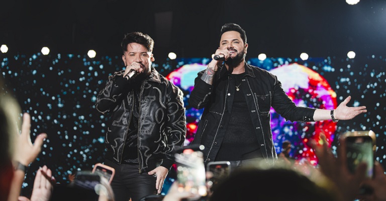 Diego & Victor Hugo batem TOP 1 com o sucesso ‘Tubarões’