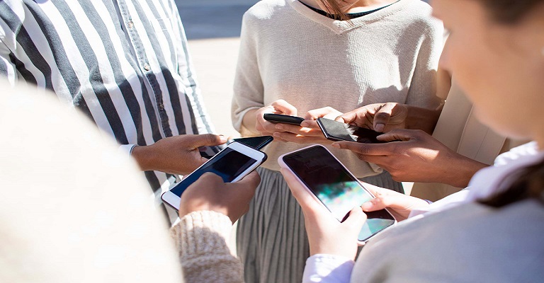 UniSecovi-MG oferece curso de WhatsApp e e-mail