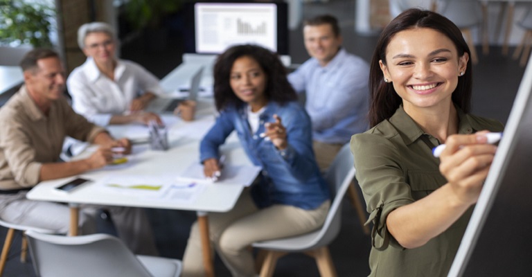 Curso gratuito de Gestão e Liderança recebe inscrições até 31 de agosto