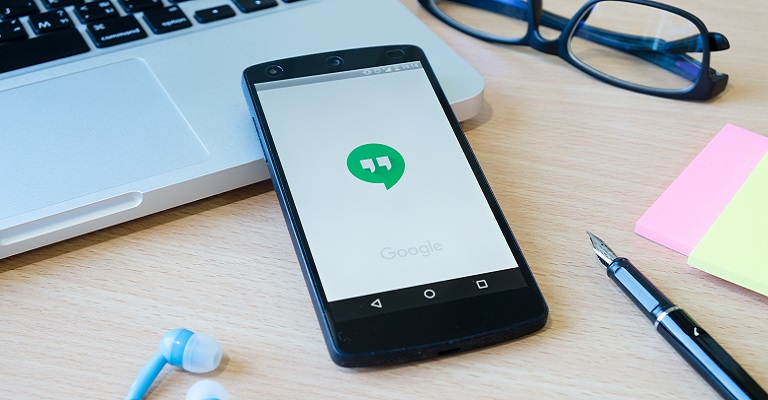 Mensagens de WhatsApp fora do expediente podem gerar processo trabalhista?