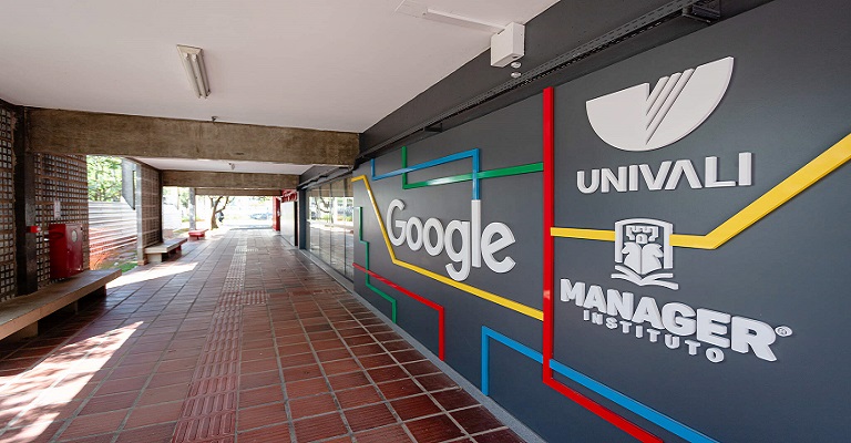 Univali inaugura centro de aprendizagem Google