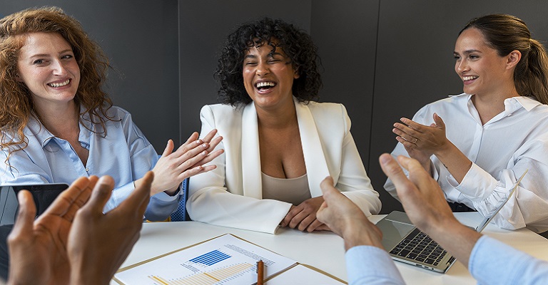 Mulheres superdotadas aumentam 50% em 12 meses